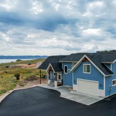 Blue Lake Lodge" w/ Lake Access!