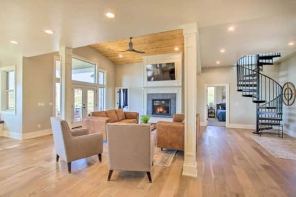 Fish Haven Hideaway" w/ Game Room, Golf Simulator & Kayaks! - Image 2