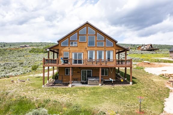 Bearadise Retreat" w/ Ideal Beach Access, Private Hot Tub & Multiple Game Rooms! - Image 1