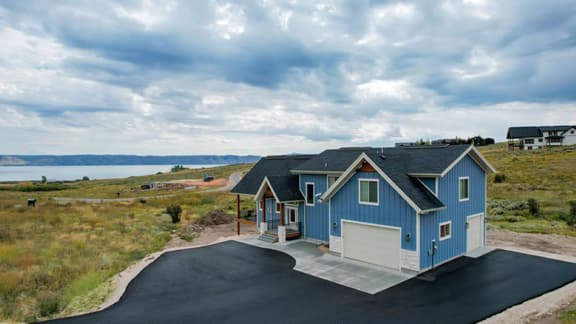 Blue Lake Lodge" w/ Lake Access! - Image 1